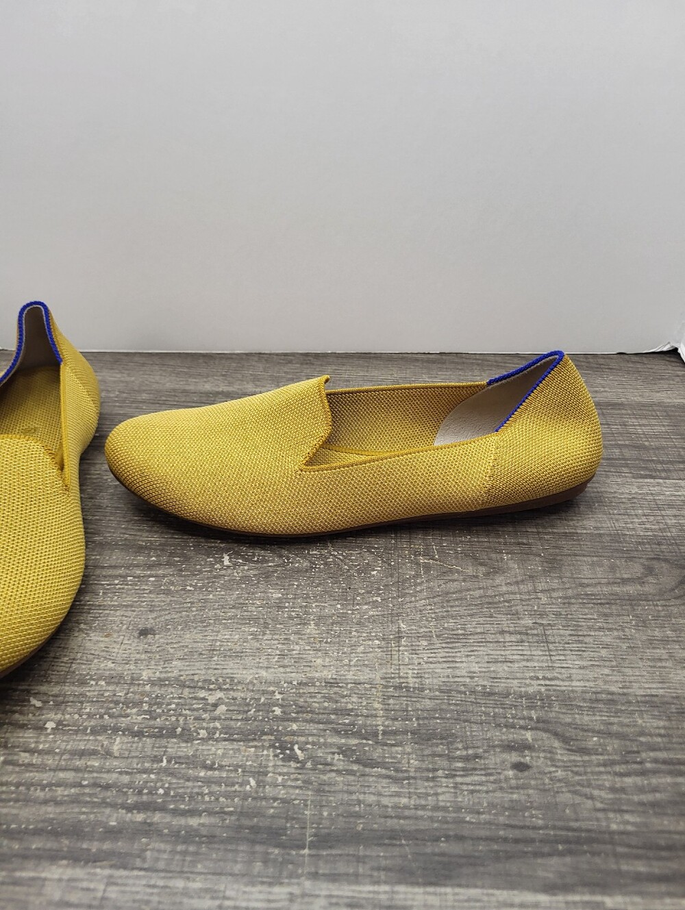 Rothys Flats Ballet Loafers Shoes Lemon Drop Slip On Breathable Women's Size 8 - Picture 2 of 10
